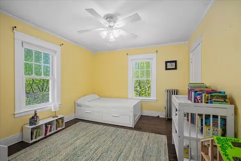 Bedroom - 32 Beechmont St, Worcester, MA 01609 photo 4 of 4