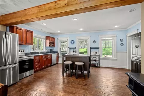 Kitchen - 32 Beechmont St, Worcester, MA 01609 photo 4 of 5