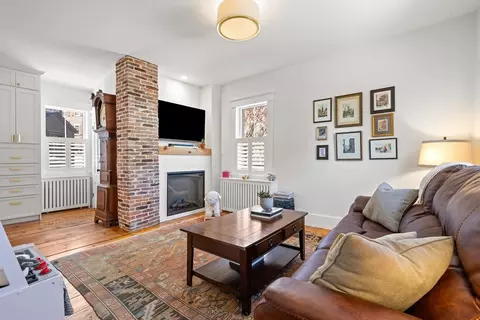 1 Gregory St, Marblehead, MA 01945 photo 10