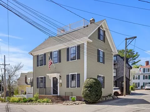 1 Gregory St, Marblehead, MA 01945