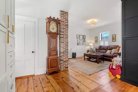 1 Gregory St, Marblehead, MA 01945 photo 12