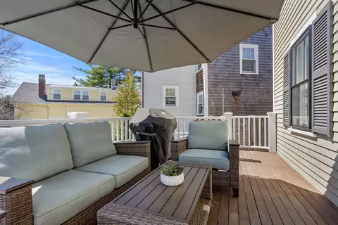 1 Gregory St, Marblehead, MA 01945 photo 7