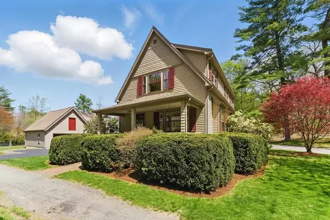 41 Concord Rd, Wayland, MA 01778