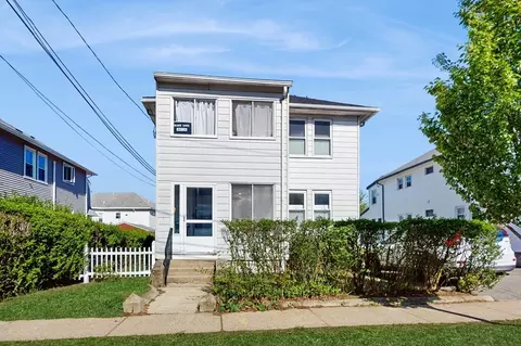 12 Howe St #12, Watertown, MA 02472