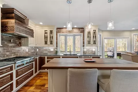 116 Coburn Rd, Berlin, MA 01503 photo 11