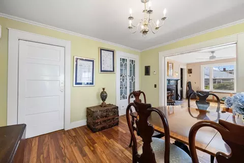 21 Sewall St, Marblehead, MA 01945 photo 11