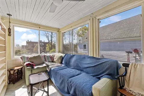 21 Sewall St, Marblehead, MA 01945 photo 8