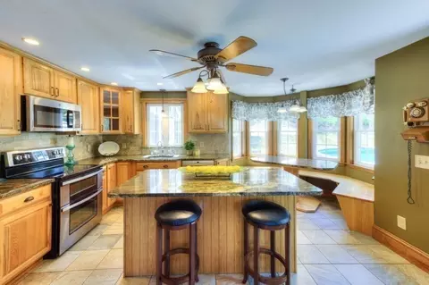 Kitchen - 12 Viola Ter, Sutton, MA 01590 photo 1 of 4