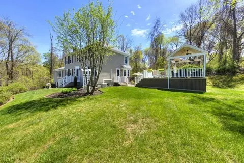 Exterior - 12 Viola Ter, Sutton, MA 01590 photo 10 of 11