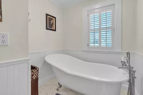 40 Pleasant St, Dover, MA 02030 photo 24