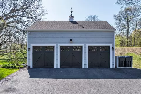 40 Pleasant St, Dover, MA 02030 photo 39