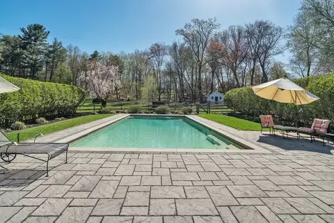 40 Pleasant St, Dover, MA 02030 photo 37