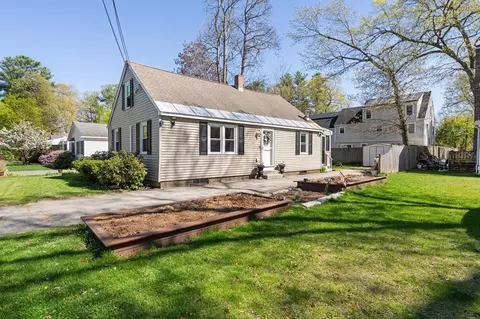 6 Gassett Rd, Westford, MA 01886