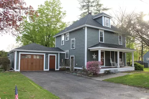 32 Fairlawn Ave, Haverhill, MA 01830