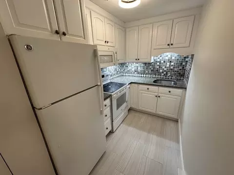 11 Riverside Ave #4, Danvers, MA 01923 photo 6