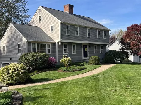 37 Bowman St, Westborough, MA 01581