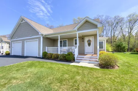 66 Virginia Dr #66, Rochdale, MA 01542