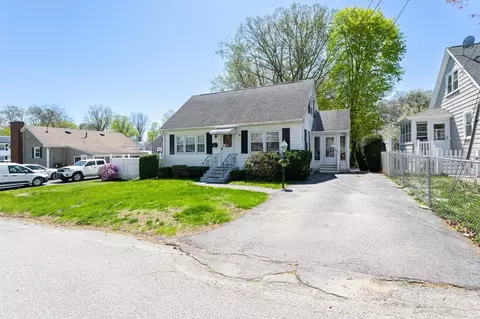 49 Brunswick, Lowell, MA 01852