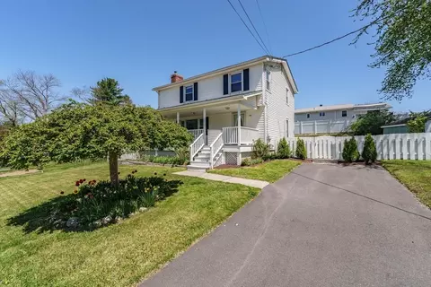 Exterior - 48 Laclede Ave, Chicopee, MA 01020 photo 5 of 11