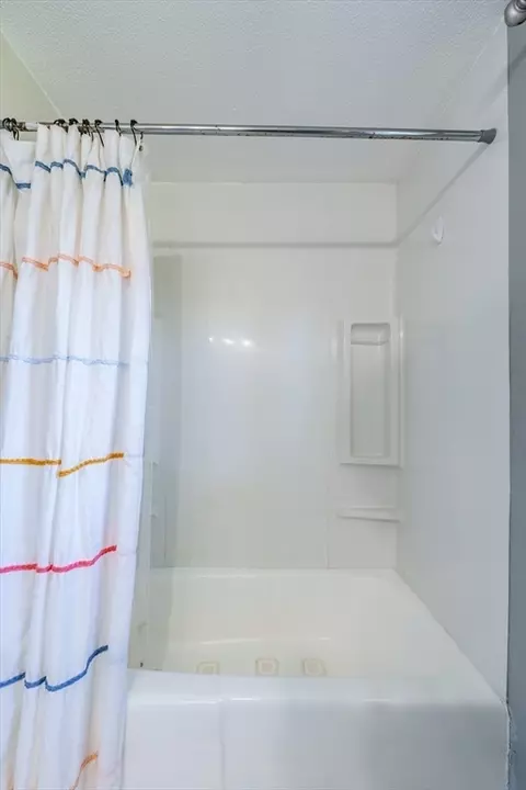 Bath - 48 Laclede Ave, Chicopee, MA 01020 photo 3 of 3