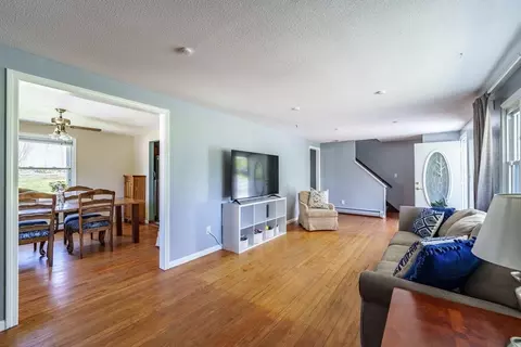 Living - 48 Laclede Ave, Chicopee, MA 01020 photo 5 of 6