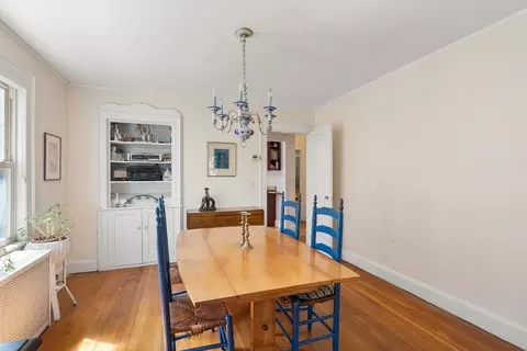 9 Searle Ave, Brookline, MA 02445 photo 4