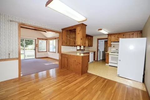 79 Bernard Cir, Centerville, MA 02632 photo 6