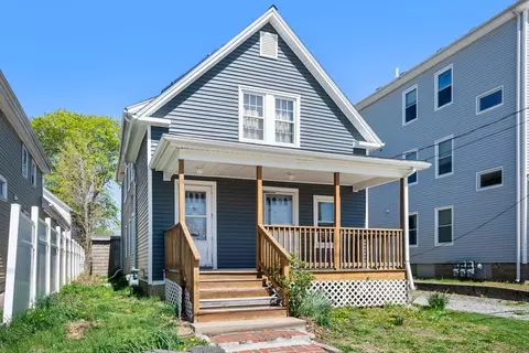 16 Horton St, Attleboro, MA 02703
