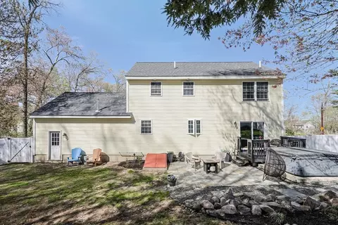 22 Mohawk Cir, Georgetown, MA 01833 photo 31