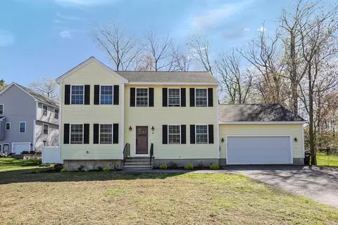 22 Mohawk Cir, Georgetown, MA 01833