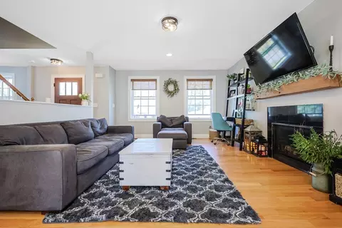 22 Mohawk Cir, Georgetown, MA 01833 photo 9