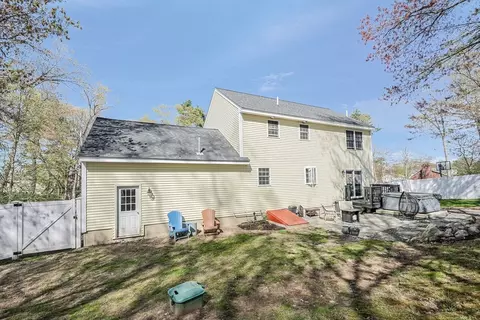 22 Mohawk Cir, Georgetown, MA 01833 photo 37