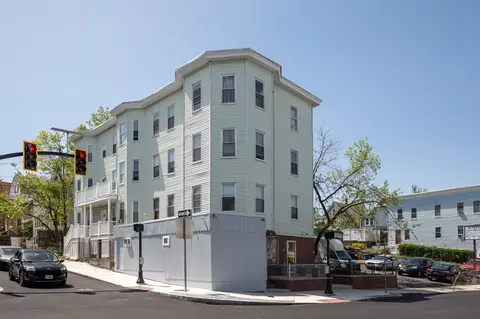 412-414 Ferry St, Everett, MA 02149