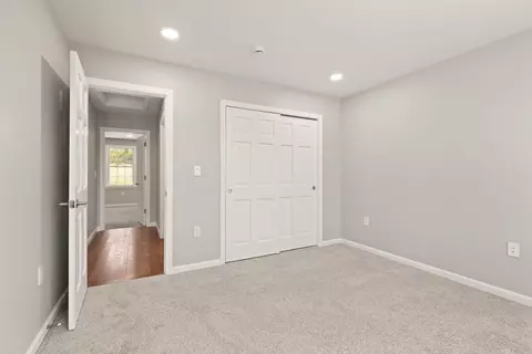 134 Brooks, Worcester, MA 01606 photo 29