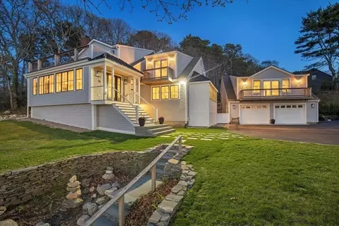 118 Driftwood Ln, Yarmouth, MA 02664