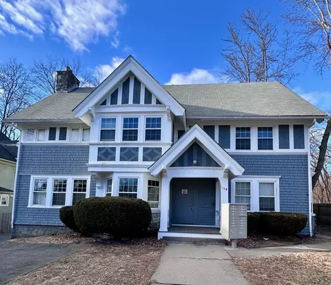 128 Mill St, Springfield, MA 01108
