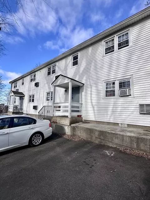 128 Mill St, Springfield, MA 01108 photo 14