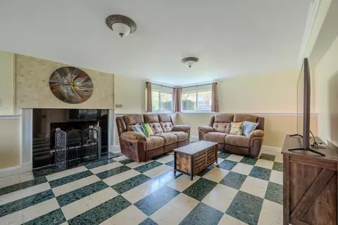 Living - 18 Ellis Dr, Worcester, MA 01609 photo 2 of 2