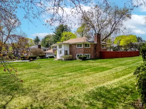 Exterior - 18 Ellis Dr, Worcester, MA 01609 photo 8 of 8