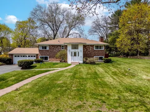 Exterior - 18 Ellis Dr, Worcester, MA 01609 photo 2 of 8