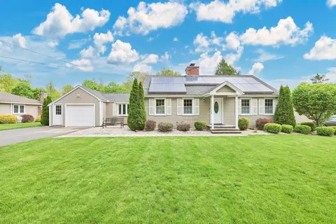 20 Mountainbrook Rd, Wilbraham, MA 01095