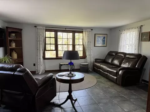 Living - 47 Claverack Rd, Whately, MA 01093 photo 2 of 5