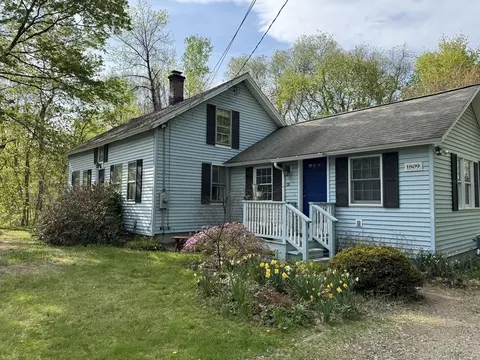 Exterior - 47 Claverack Rd, Whately, MA 01093 photo 4 of 10
