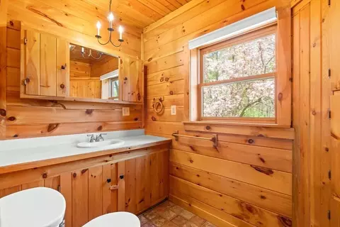 Bath - 80 Anderson Rd, Ware, MA 01082 photo 2 of 4