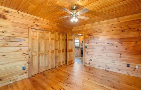 Bedroom - 80 Anderson Rd, Ware, MA 01082 photo 2 of 2
