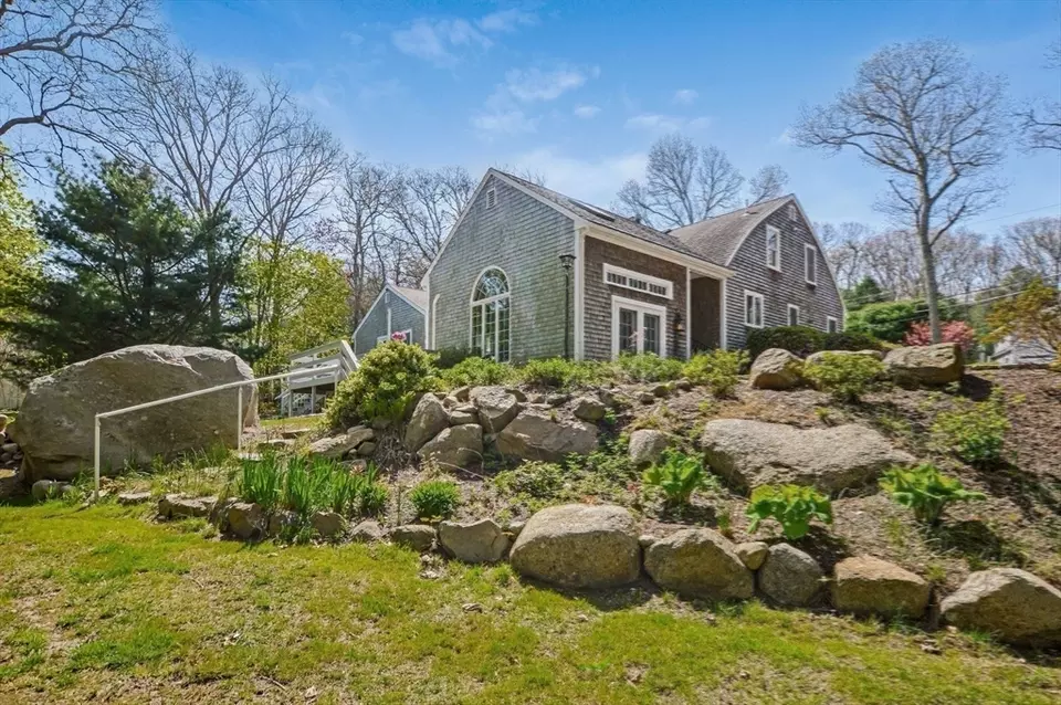 Exterior - 70 Ambleside Dr, Falmouth, MA 02540 photo 6 of 9