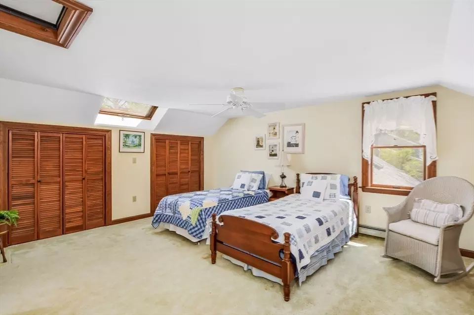 Bedroom - 70 Ambleside Dr, Falmouth, MA 02540 photo 3 of 6
