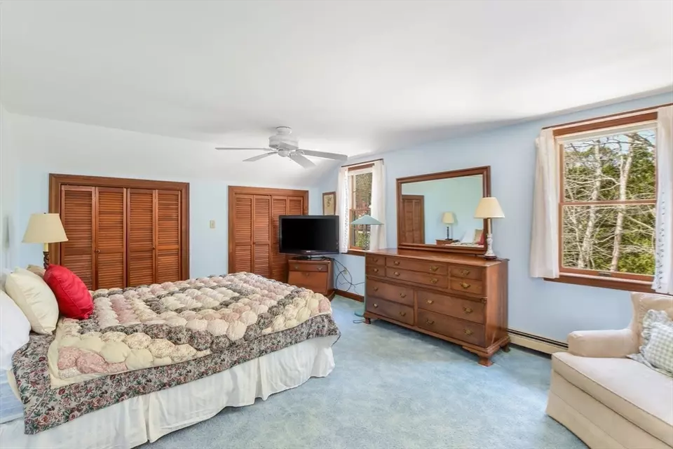 Bedroom - 70 Ambleside Dr, Falmouth, MA 02540 photo 5 of 6