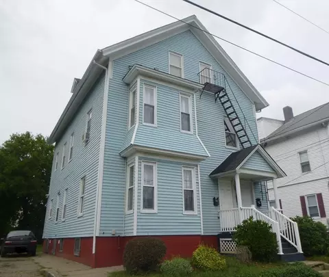 23-25 Young St, Pawtucket, RI 02860