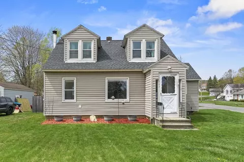 387 North St, Dalton, MA 01226